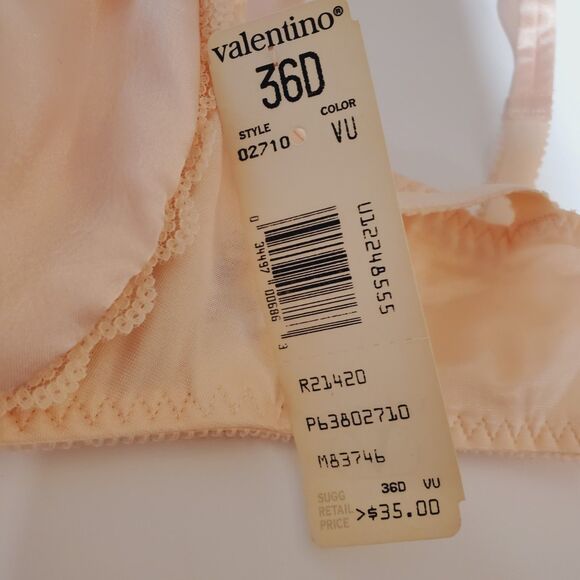 Vtg Valentino Intimo Bra 36D pink/peach Lace Underwire NWT 02710 front close - Picture 4 of 8